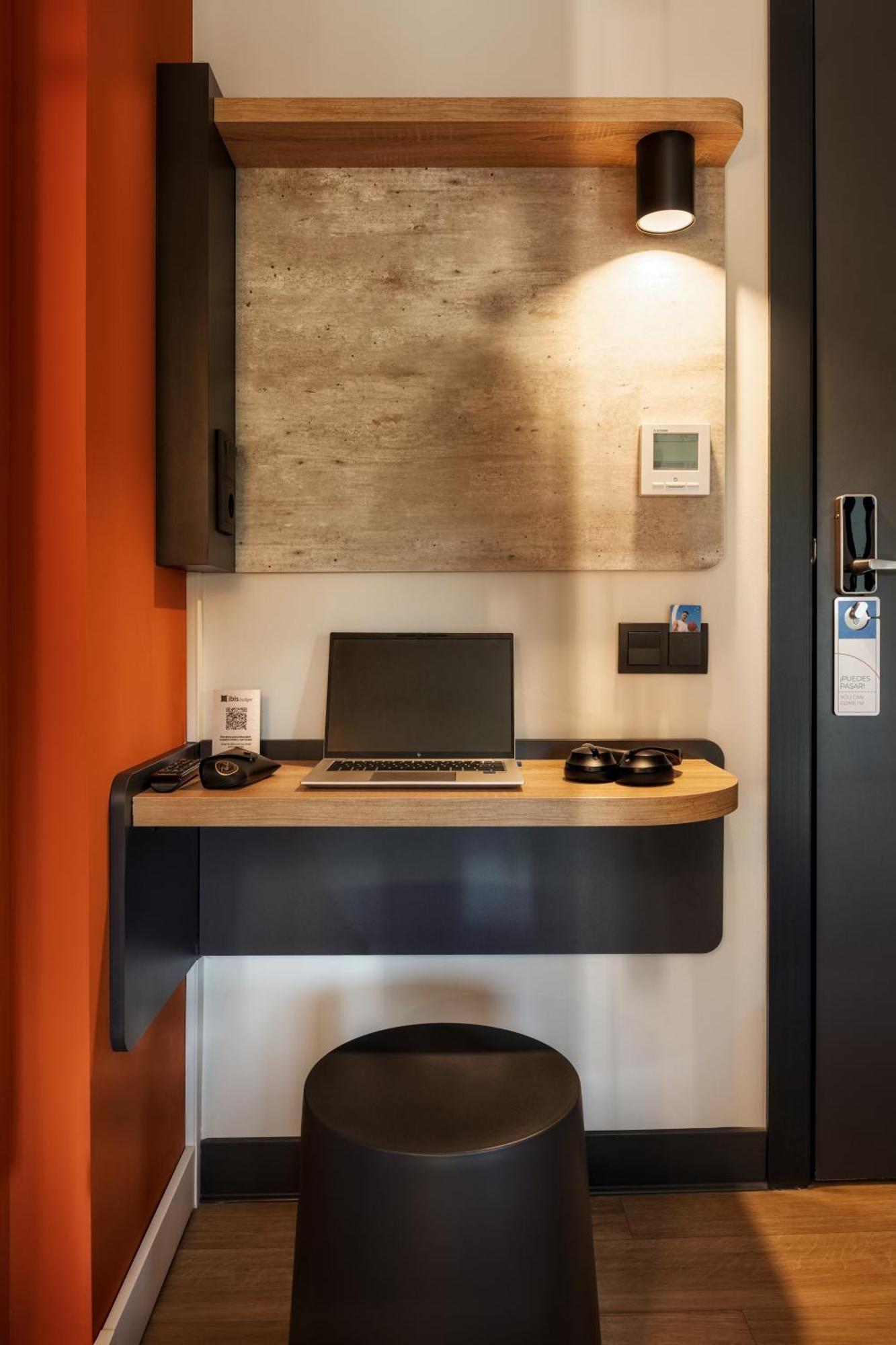 Ibis Budget Madrid Aeropuerto Luaran gambar