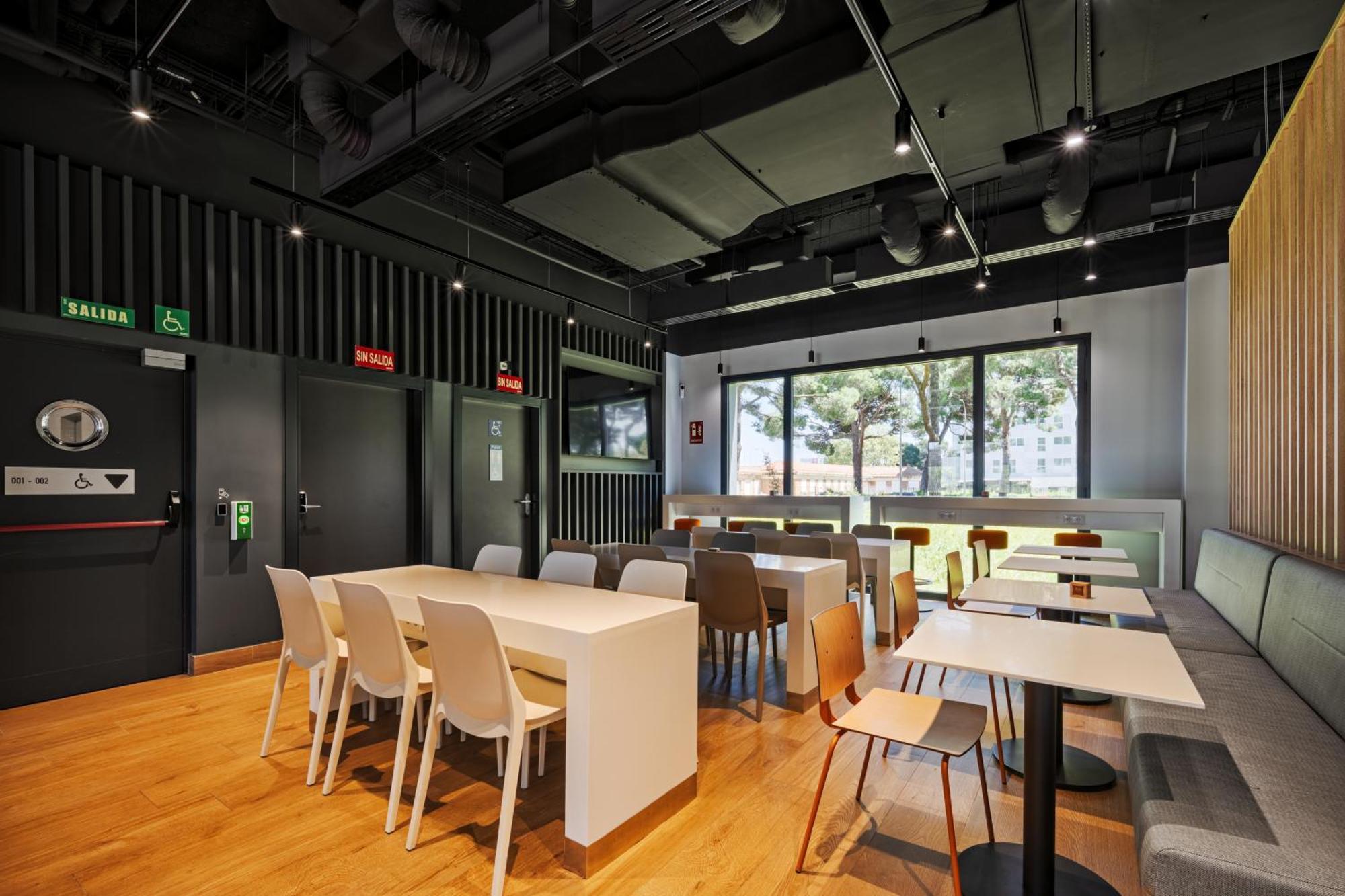 Ibis Budget Madrid Aeropuerto Luaran gambar